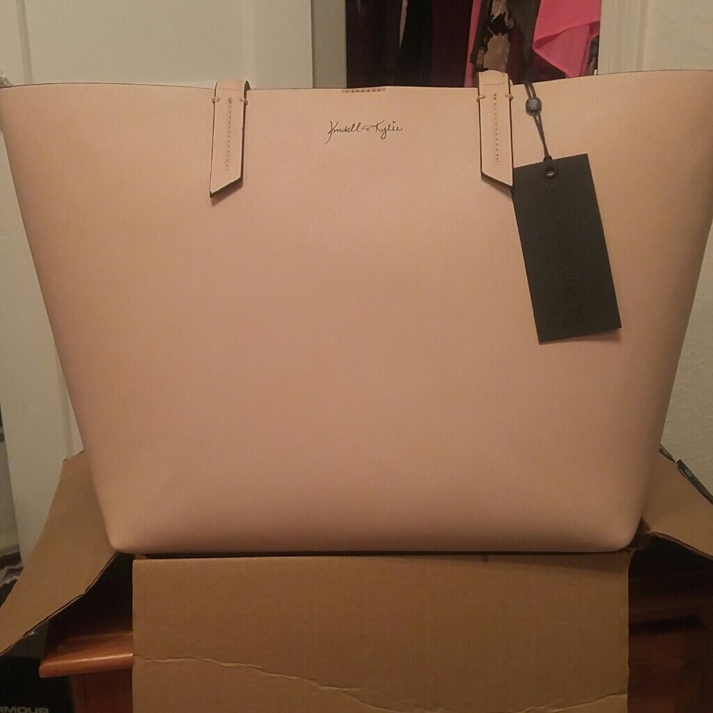 Kendall and Kylie blush tote